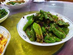 -洪霞餐馆