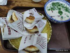 -穆得·老周家牛肉烧饼(普利街店)