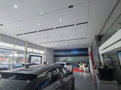 -比亚迪上海弘仁4S(杨浦店)