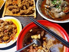 -爆炸头阿姨小四川正宗川味小吃(无任何分店)