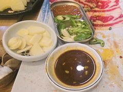 -青瓦餐厅·生鱼片·韩园烤肉(西塔店)