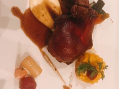 脆皮烤乳猪-蝶舍·MAISON PAPILLON