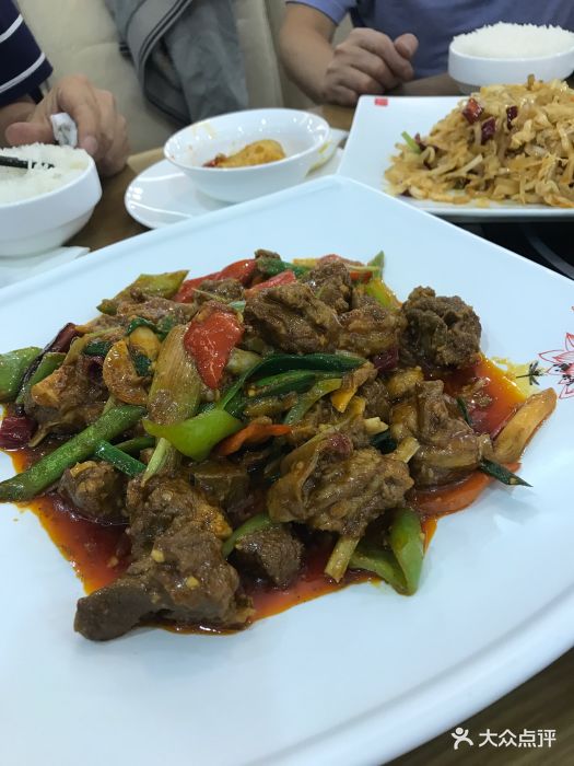 清真·新嘉园民族餐厅酸辣加沙图片 - 第2张