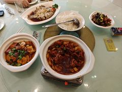 -艳阳天酒店(五里新村店)