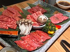 -炼火烤肉店