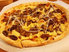 烤牛肉pizza-I HOLIC艾豪丽披萨(KKone店)