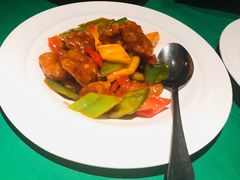 菠萝咕咾肉-誉八仙茶室酒楼(新天地店)