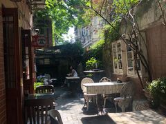 -古董花园(思南路42弄小区店)