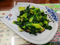 香菇炒青菜-粗茶淡饭(东关街店)