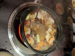 -芸鲜季·云南野生菌餐厅· 云南风物味研社(闵行店)