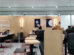 大堂-麦当劳(北京大兴机场二层国内到达(安检外)店)