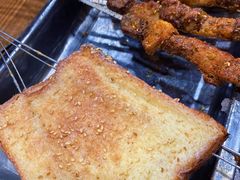 招牌土司-老虎滩大连海鲜烧烤(建邺云锦路总店)