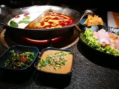 -湊湊火锅·茶憩(打浦桥日月光店)