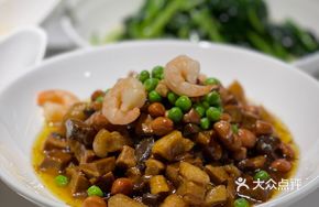 Old-Style Scallion Sauce Pork Cubes