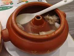 -新世界·过桥米线宴