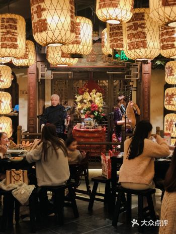 东百中心新店探店-南京大牌档 久负盛名的一个餐饮品牌