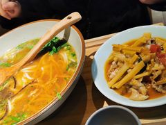 -百春原湖南牛肉粉(百联世纪店)
