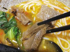 番茄牛肉过桥米线-蒙自源过桥米线(港惠新天地店)