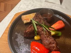 黑椒朗姆厚牛排-俄士厨房(环球港店)