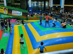 -蒙特利亲子乐园