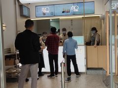 -喜茶(滨江宏岸店)