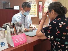 -巴黎三城(百联南方购物中心店)