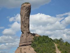 -磬锤峰森林公园