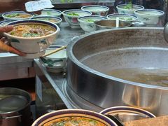 -云阿蛮云南生烫牛肉米线(奉贤路店)