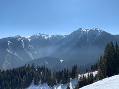 -丝绸之路山地度假区滑雪场