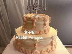 双层蛋糕-兔子妃私人定制蛋糕(城南花苑南区店)
