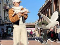 -王府井奥莱临潼小镇(临潼店)