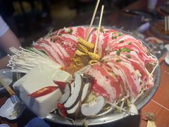 -上海虹桥中心爱琴海亚朵S酒店