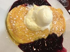 -Pancakes on the rocks(Darling Harbour)