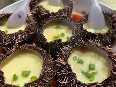 -三亚火车头万人海鲜广场