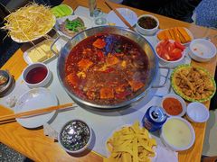 -百口川老火锅(西科大新区店)