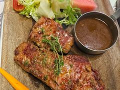 -绿茵阁西餐厅(中央广场店)