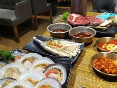 -鑫釜山海鲜烧烤(鑫丰国际店)