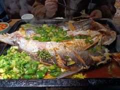 -夯鱼烤鱼·尔滨地标美食(中央商场店)