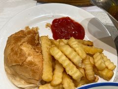-香港新发烧腊茶餐厅(水围店)