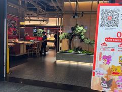 -芝小官毛肚火锅海鲜自助(苏州吴江区万宝店)