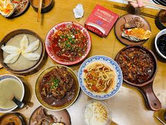 糯叽叽香辣鸡爪-乐乐大排档·30年老字号(浙江路店)