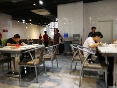 -凤凰路何眼镜香辣蟹(花果园店)