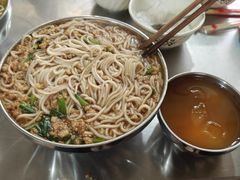 -正宗杨记普洱酸醋米线(总店)