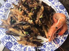-张记老街里海鲜美食城(劈柴院店)