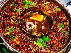 -蛙两只美蛙鱼头火锅(恒茂店)