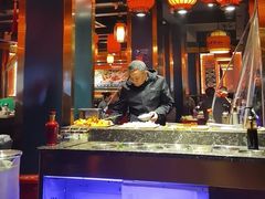 -爱你您·自家鱼塘·活水喷泉鱼火锅(八里店)