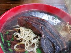 -小龙大肉面馆