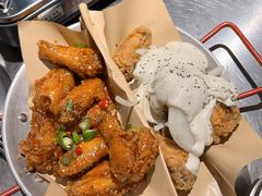 炸鸡翅一半一半-富乐满韩国正宗炸鸡韩国料理(虹泉路店)