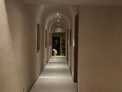 -灸春堂·艾灸·痛症·整脊连锁(之江银泰店)
