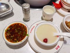 -三人行骨头王火锅(长寿店)